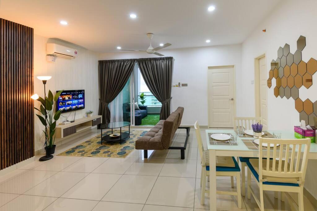 2R1B/Seaview Tropical /1~8Pax/Gurney Mansion One George Town Exterior foto